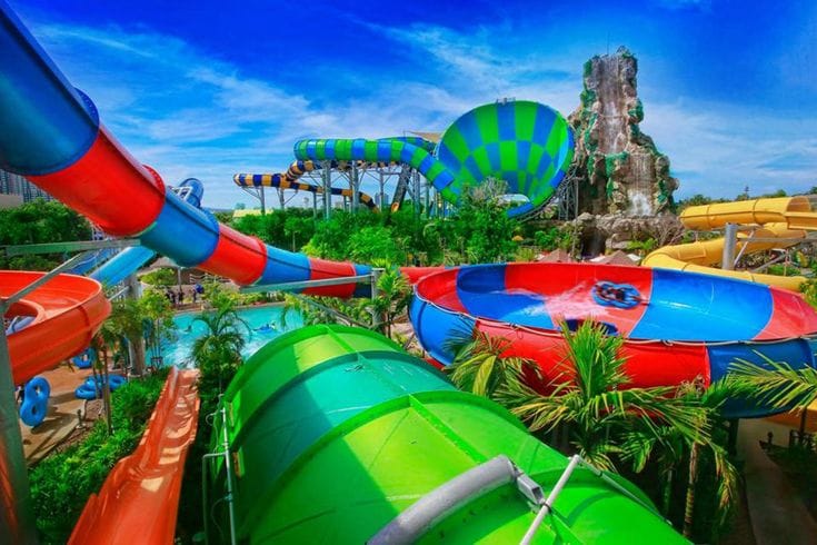 פארק המים ואנה נאווה הואה הין – Vana Nava Water Jungle Hua Hin